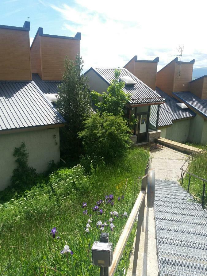 Studio Residence Les Temples Du Soleil Font-Romeu-Odeillo-Via Exteriör bild
